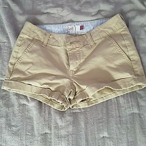 Khaki Mini-Shorts